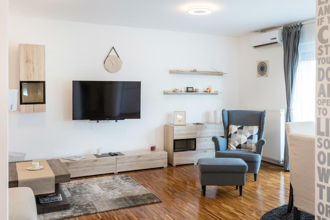 Spacious 2Bdr Apartment - Free Parking Загреб Экстерьер фото